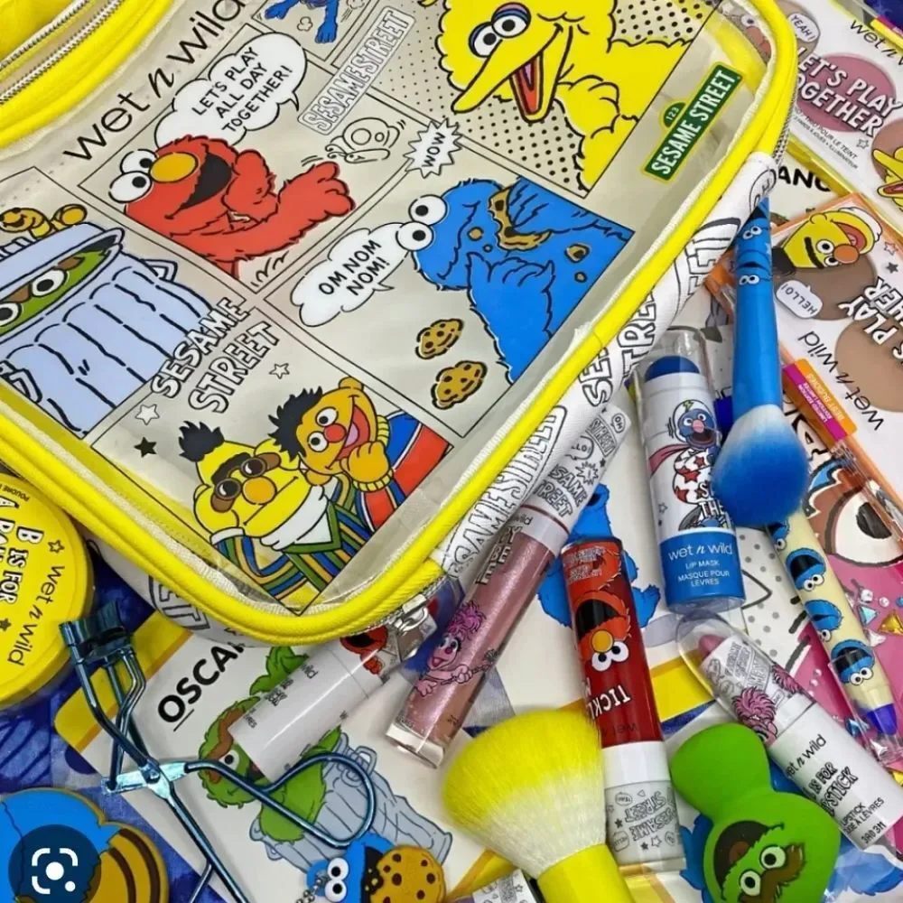 Wet-N-Wild X Sesame Street Zip Around Makeup Bag‎